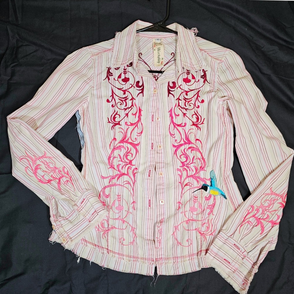 3J Workshop Johnny Was Alonza Embroidered Hummingbird Striped Shirt XS #5034